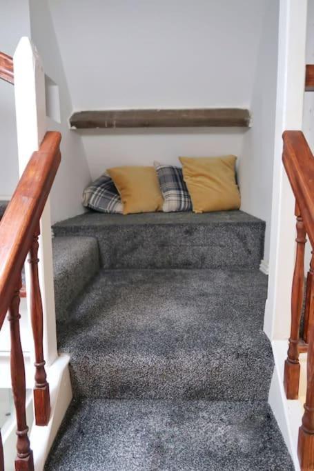 스카버러 Castle Manor, 4 Bed Seaside Retreat 아파트 외부 사진